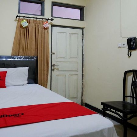 Reddoorz Near Gor Wisanggeni Hotel Tegal  Eksteriør billede