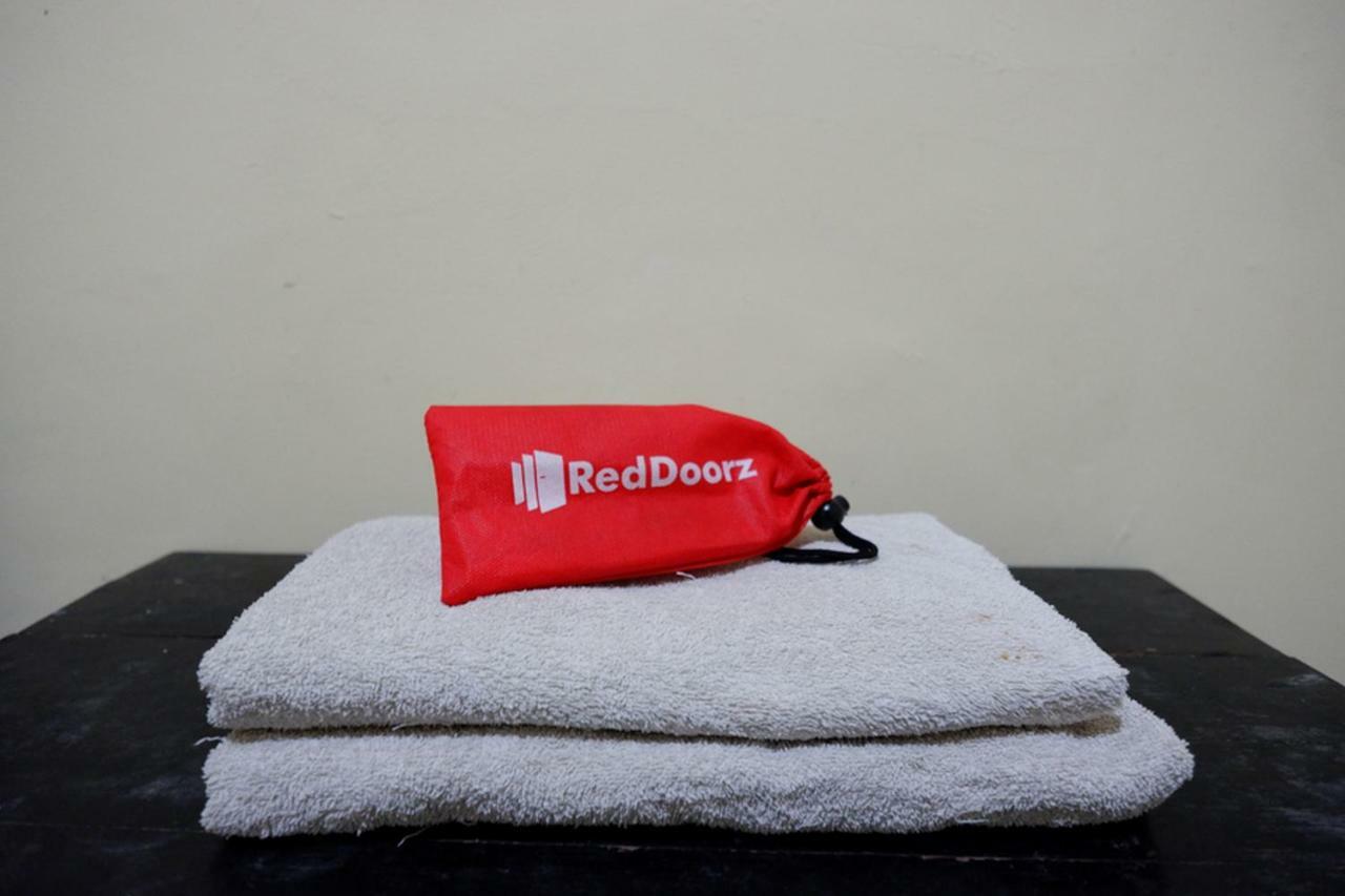 Reddoorz Near Gor Wisanggeni Hotel Tegal  Eksteriør billede