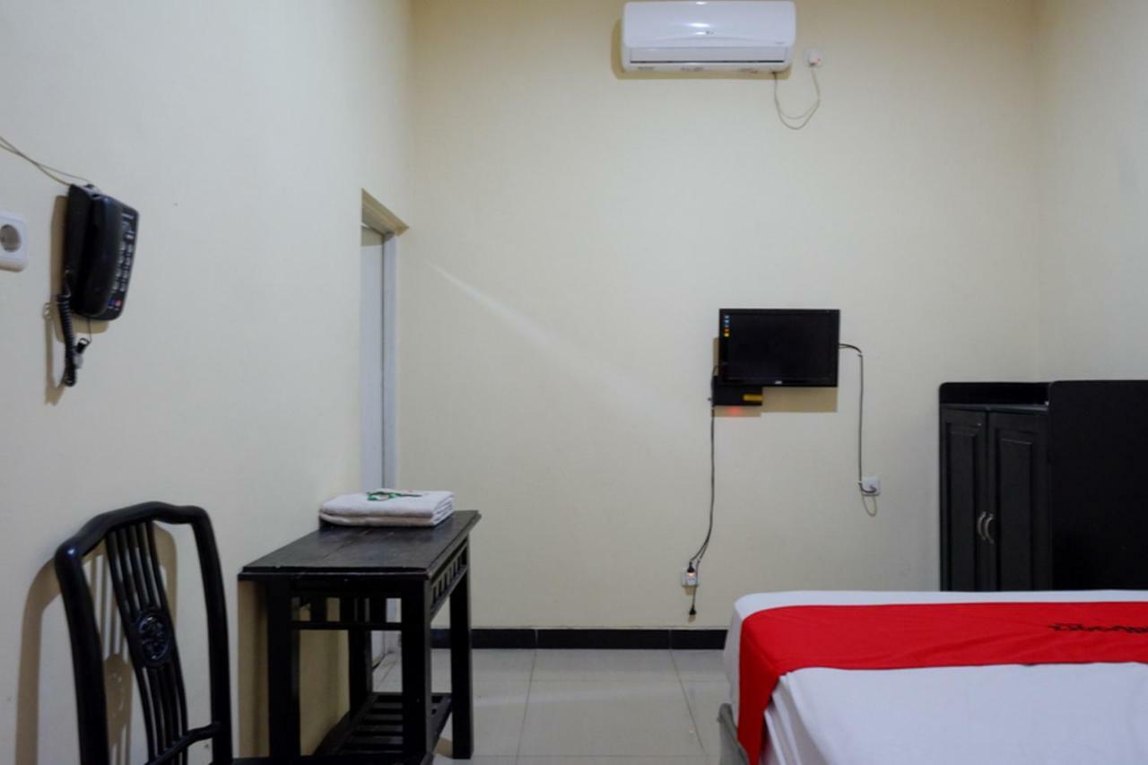 Reddoorz Near Gor Wisanggeni Hotel Tegal  Eksteriør billede